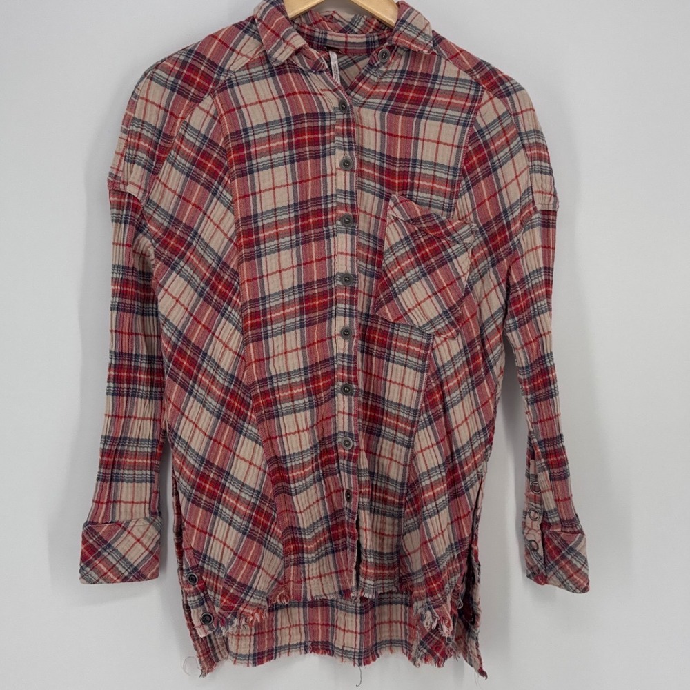 Free People Women Plaid Button Down Shirt S Red Blue Raw Hem Snap Side Vents
